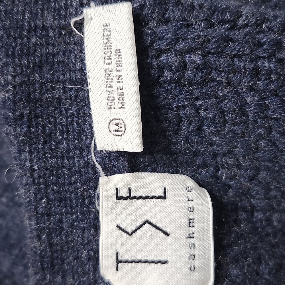 TSE $599 Navy Cashmere Cardigan Abalone Shell Buttons Cable Knit Crop Sz. M EUC - Picture 11 of 13